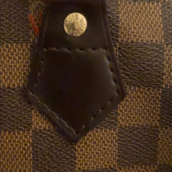 - LOUIS VUITTON/ NO OFFERS! - Picture 9 of 12